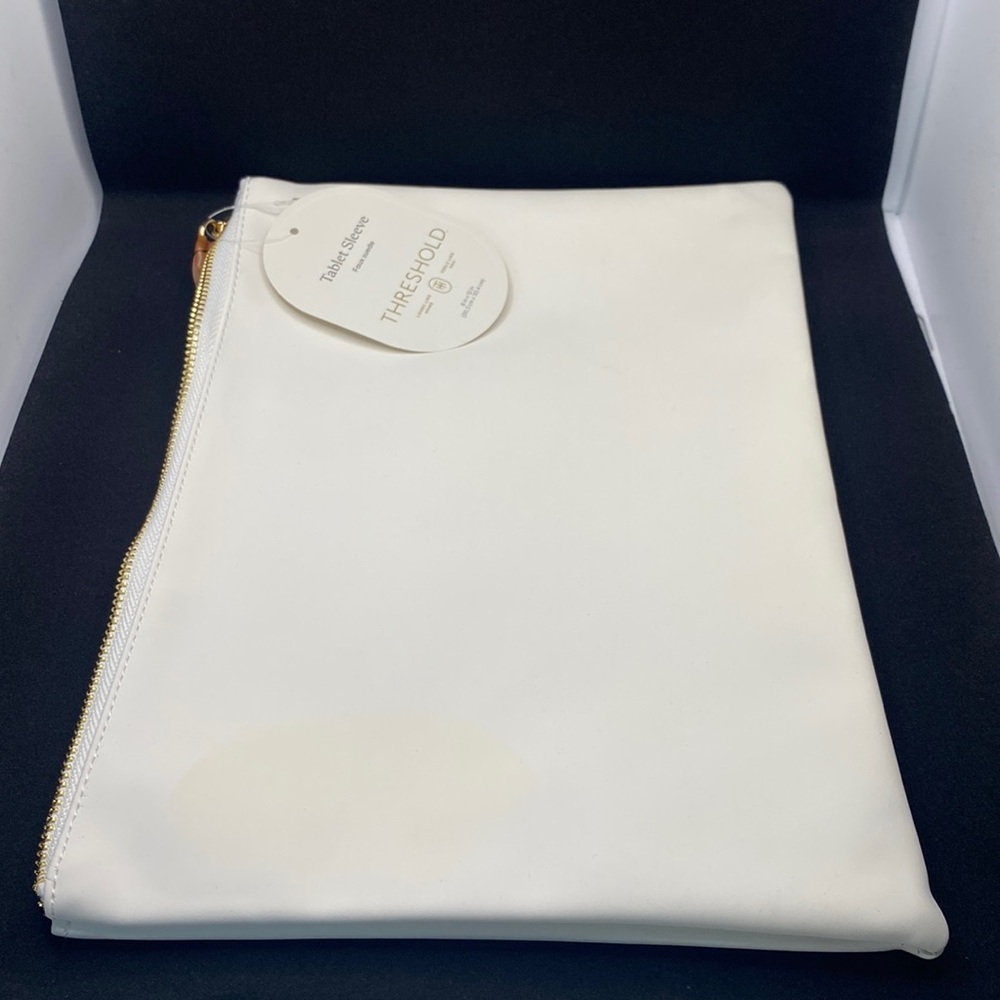 Threshold Faux Suede Tablet Sleeve. Use Lingerie/Swimsuit bag. Cream. 8” x 12”